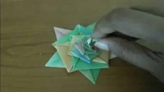 Spiral Star (Design by Tomoko Fuse)
