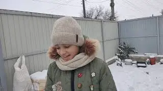 Мотоцикл Днепр МТ-16 ,зима, снег и покатушки на санках.