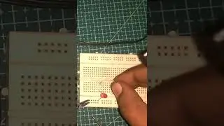 simple LED Circuit | LED Glowing circuit for beginners #shorts