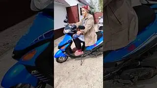 БАБА ВАЛЯ СТАЛА БАЙКЕРОМ?!