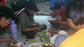 Perpisahan - Makan bareng temen-temen kerja