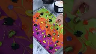 Hocus Pocus Chocolate Bark ✨ VLOGTOBER DAY 21 