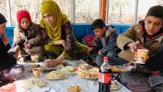 تمنا مهمان قابلی پلو با اطفال که نان اور خانه خود استند