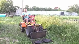 Мотоблок  и 32 сотки травы.