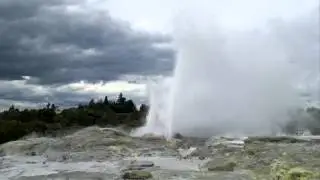 Te Puia Geysers in Rotorua NZ