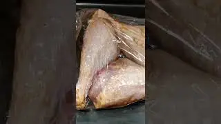 Голень индейки в духовке - самый простой рецепт.