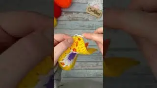 Volumetric seam for connecting motifs.
