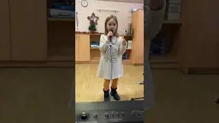 Милослава Завалинич - Жёлтые ботинки