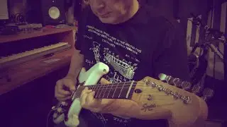 Squier Krishnacaster