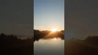 Закат солнца он каждый день разный..#красота #закат #озеро #природа #shorfs #релакс