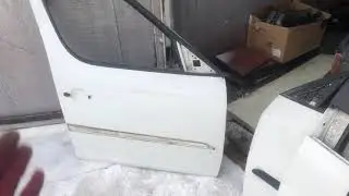 Как снимаются молдинги дверей на автомобиле Skoda Roomster