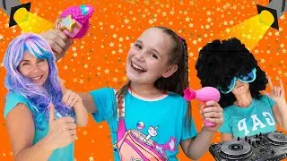 Eva Fox pretend play beauty salon makeup toys