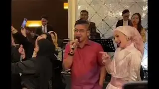 VIRAL !!! PASHA UNGU BAWAKAN LAGU KAHITNA { CANTIK }