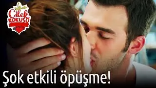 Şok Etkili Öpüşme! - Çilek Kokusu
