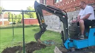 Minibagr z Číny - alibaba mini excavator - práce s ním na zahradě