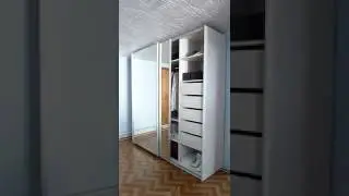 Шкаф купе с автоматическими дверями
