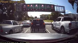 From Melbourne city to Melbourne Airport Tullamarine freeway
