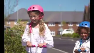 Hurtle 3 Wheeled Scooter for Kids - Stand & Cruise Child/Toddlers Toy Folding Kick Scooters- HURFS56