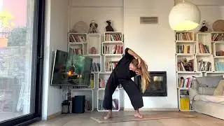 Consapevolezza attraverso il movimento - yoga, esplorazione e meditazione in movimento