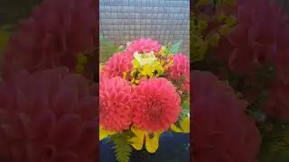 Дарите женщинам цветы  💐
