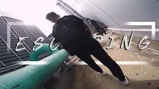 [Escaping A Tower] - We got caught ? - Vlog #6