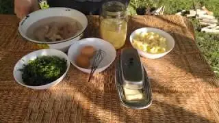 Полевая каша на костре в казане