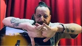 Özlem Tekin - Sen Anla Berk Cengiz söylüyor siz mutlu prensi bulun
