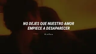 Vince Gill // Don't Let Our Love Start Slippin' Away (Traducción en español)