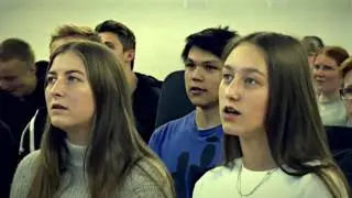 Giv os lyset tilbage - Oplev stemningen på Tirstrup Idrætsefterskole