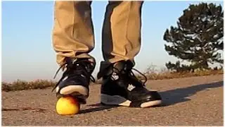 Air Jordan 4 Tech Grey Oreo vs Apple