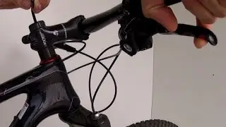 In 1 Min: How to Straighten Your Handlebars & Tighten Your Headset