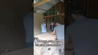 Hicimos de MADERA 🪵🌲🪑y nos quedó HERMOSA ✅🙏🙌 #mesa #madera #campo