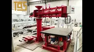 Busy Workshop for producing foundry machines.