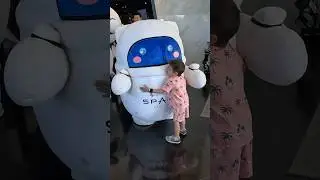 Ginormous Robot Astro and Falcon Friday Grande Centre Point #pattaya #thailand #toddlers