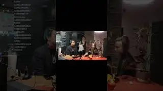ПОКАЗАЛА КИСКУ 