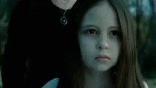 Samara Morgan (the ring) - Walking on air (Kerli)