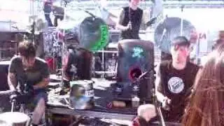 Street Drum Corps play Warped tour