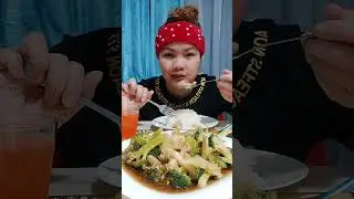 Stir-fry Broccoli with Chicken recipe || Let's eat guy's my simple lunch😋😋by Christine Blogger
