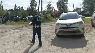 В Ревде внедорожник с умершим водителем протаранил машины