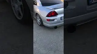 Мицубиси Эклипс.