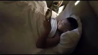 adek ganteng lagi asik gaes