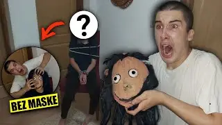 SKINUO SAM MASKU OD MOMO! *izgleda jako ružno i ima tri oka*