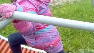 Мы гуляем на площадке.