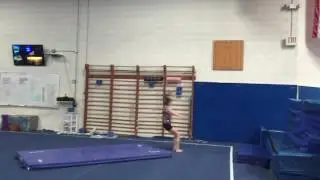 Anna LeRoy Class of 2019 Level 10 Front full front pike