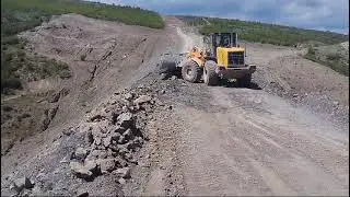 Кроме Ахатлинского ущелья мы работаем и на других участках расширяя дороги поднимая дамбы на ущельях