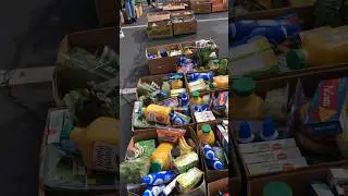 Волонтеры с Америке💪🏻 Или как помогать правильно 👋🏻 #помощь #волонтёр #продукты #еда #Америка