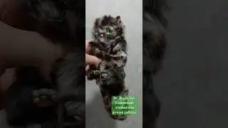 Игрушка котик ручной работы в смешанной технике.