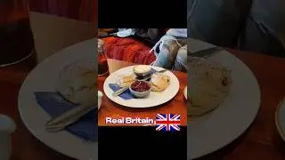 Classic British Food! The Cream Tea - UK Vlog - #travel #uk #travelvlog #short