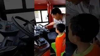 VIRAL‼️ Kid Turns On Telolet Bus Himself || Thanks for 13 million views 