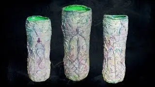 Ваза из пластиковой бутылки, украшенная ватой и травой